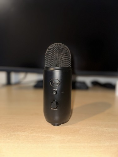 Blue yeti usb microphone - microphone, black