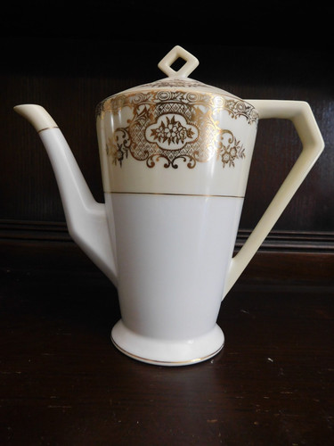Lovely noritake white cream - lovely,