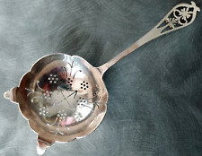 ANTIQUE ART DECO STYLE STERLING SILVER TEA STRAINER SHEFFIELD . 1959 VINERS