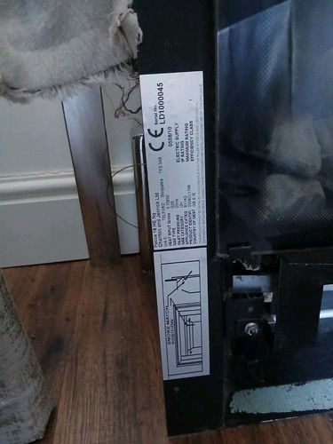 Gas fireplace and surround - gas,