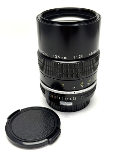 Nikon nikkor 135mm - nikon, f/2.8