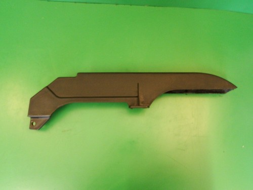Triumph chain guard t300 - triumph,