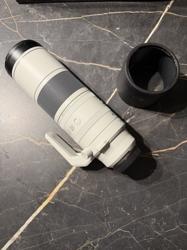 Canon 200 800mm 3 - rf, is