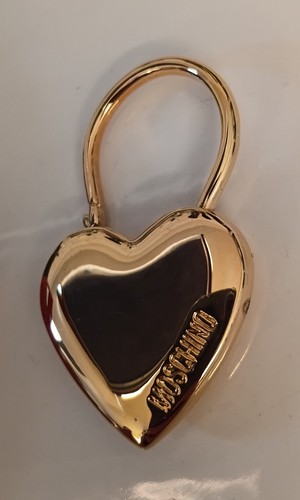 Moschino redwall heart - moschino,