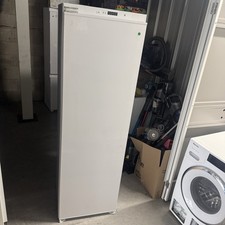 Logik LITL54W24 Integrated Tall Larder Fridge 294L, Sliding Hinge - Kit Included