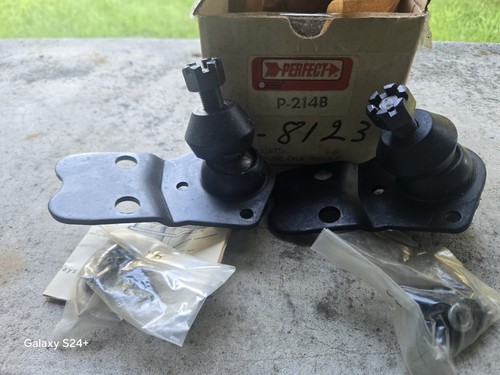 Pair k8123 lower - , ball