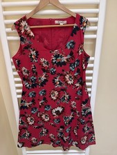 Multi Coloured Floral Pattern