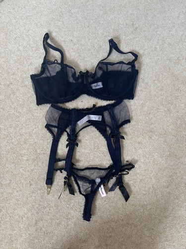 Agent provocateur claira - provocateur,