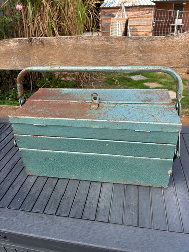 Blue metal cantilever tool box - blue,