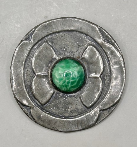 Vintage pewter brooch - pewter,
