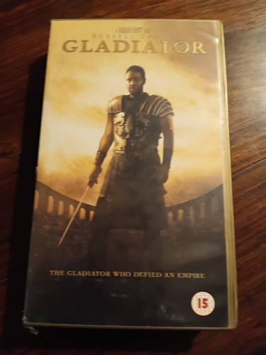 Gladiator russell - gladiator,