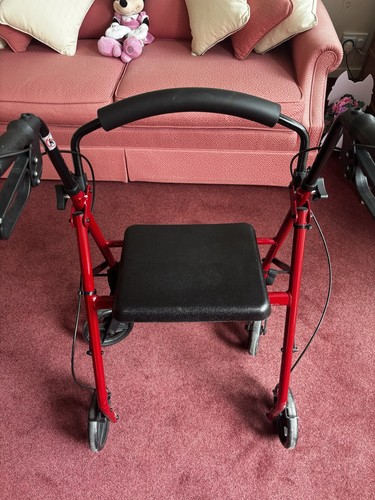 Drive wheel rollator - rollator, folding