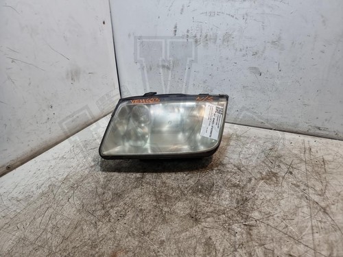 Volkswagen bora headlight - volkswagen,