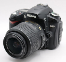Nikon D90 DSLR Camera Kit w/