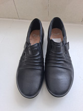 Clarks ladies Black Leather Slip On Trouser shoes size 5.5D UK/38.5 EU 
