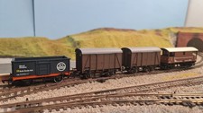 Varies OO Gauge Wagons