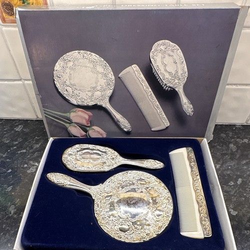 Vintage piece dressing - dressing, table