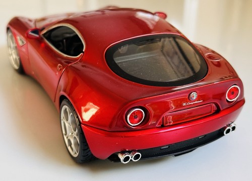 Bburago alfa romeo - alfa, 8c