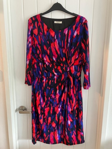 Precis petite red - uk,