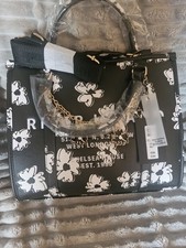 River Island Black Daisy Chain