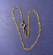 Dainty 9ct yellow gold figaro chain bracelet 7.5in Excalibur Not Scrap 1.13g