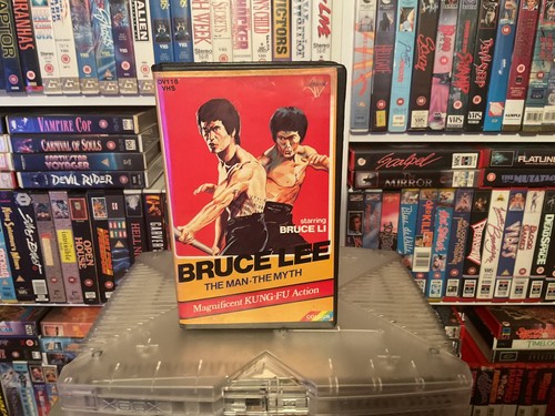 Bruce lee the man - bruce,