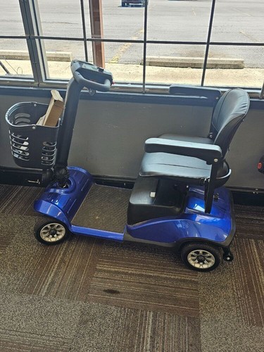 Mobility scooter 09b with - ,