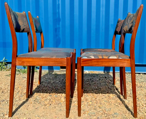 Plan fresco chairs by - g, 4