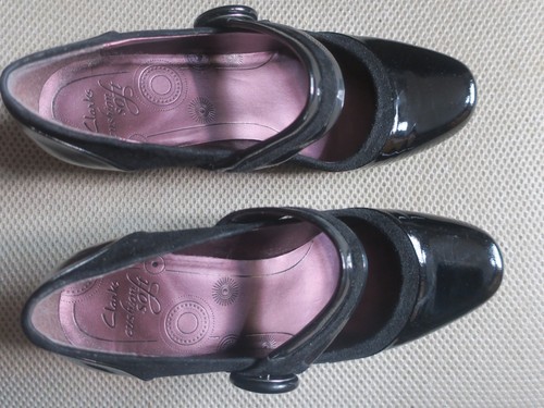 Clarks cushionsoft black - clarks,