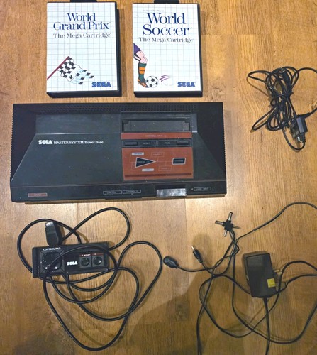 Sega master system console - sega,