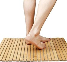 Bamboo Roll Up Bath Duckboard