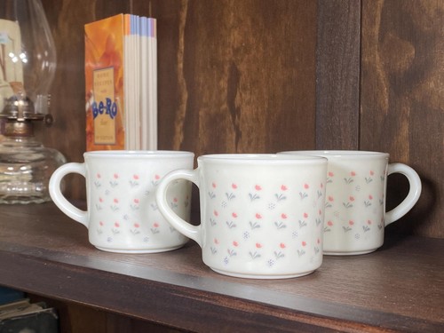 Vintage pyrex laura ashley - pyrex,