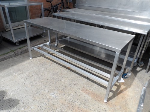 Stainless steel topped - stainless,