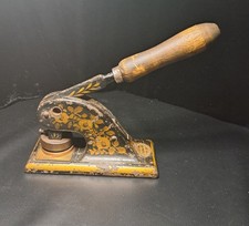 Vintage Cast Iron Hand Pressed Paper Embossing Stamp Seal Machine