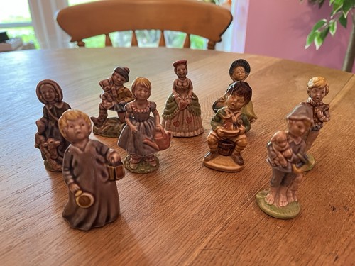 Wade figures job - figures, woman