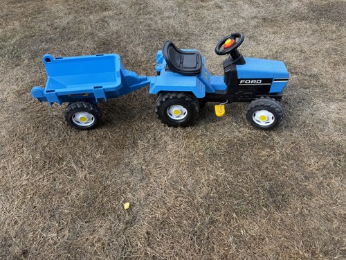 Ford pedal tractor - pedal,