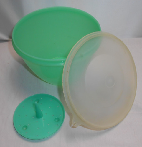 Vintage tupperware crisp - vintage,
