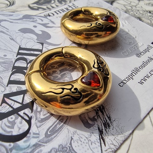 Gold ear weights - ear,