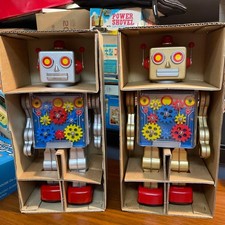 Metal House Robot Series Gear