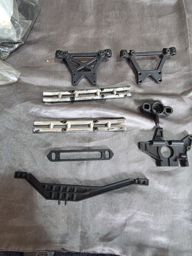 Traxxas maxx parts joblot - maxx,