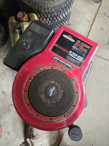 Briggs and stratton - stratton, engine