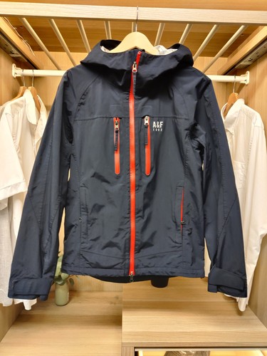 Abercrombie fitch raincoat - &,