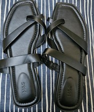 NEW WOMEN'S SIZE 6 BLACK SUMMER SANDAL MARKS AND SPENCER SIZE 6