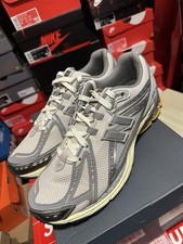 BNIB New Balance Men’s 1906R