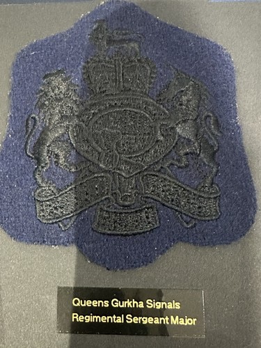 Queens gurkha signals - gurkha,
