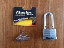 Master Lock Excell 45mm padlock with 4 keys (M1EURDLF)