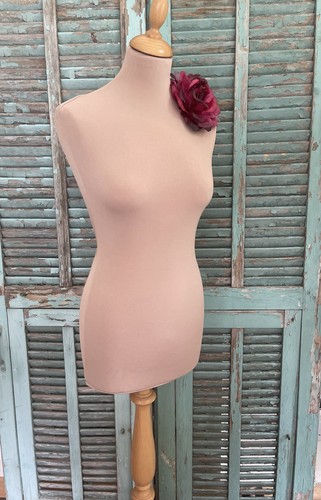 Female display mannequin - female,