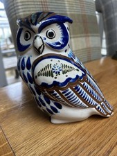 A vintage Mexican Tonala pottery owl figurine In Folk Art Design