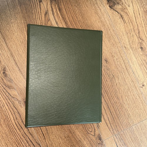 Stamps albums ring green - -,