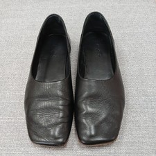 COS Black High Vamp Square